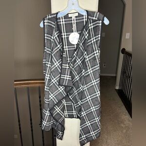 Umgee Plaid Vest Style #WH3018 Size XL/1X NEW